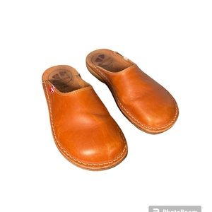 Duckfeet size 38 clog mules